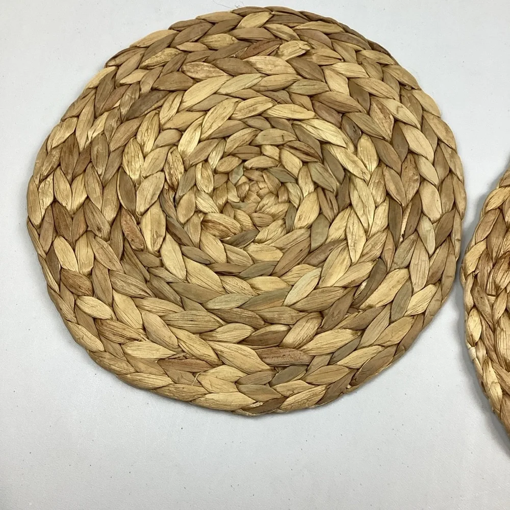Rustic Round Natural Water Hyacinth Weave 12” Placemats Tablemats Set of 2